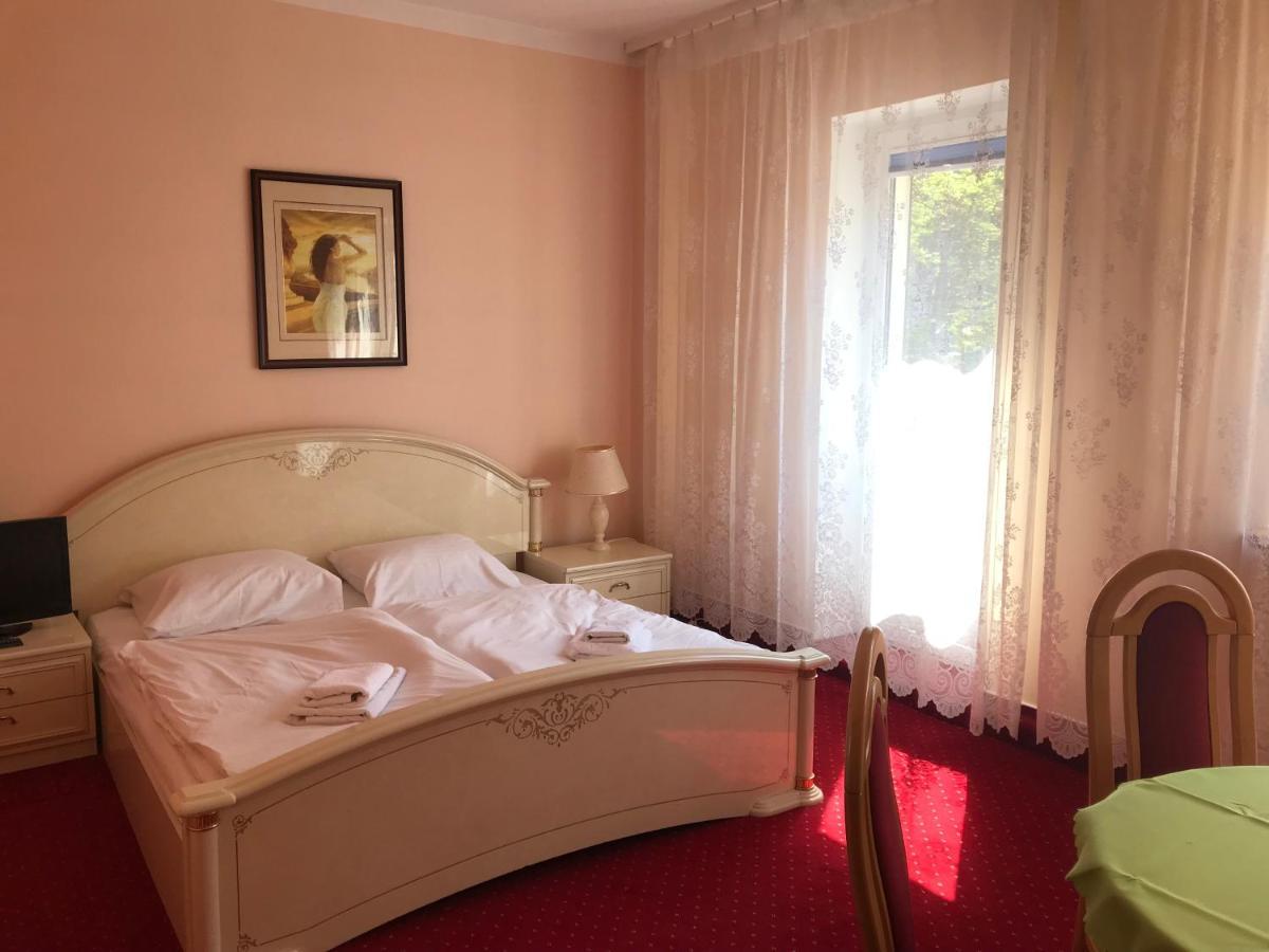 Zajazd Dajana Ustka Esterno foto